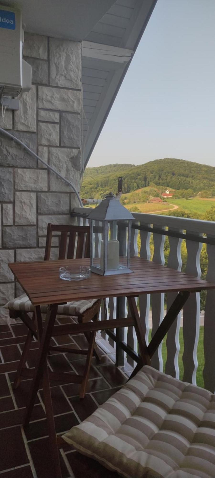 Katty-Rastoke Apartment Слуни Екстериор снимка