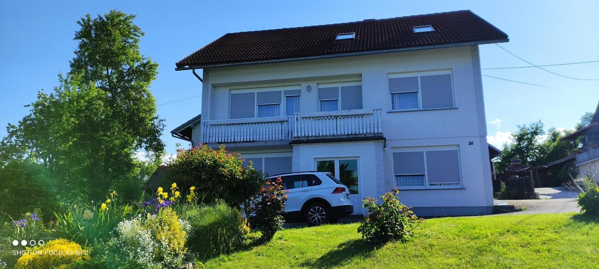 Katty-Rastoke Apartment Слуни Екстериор снимка