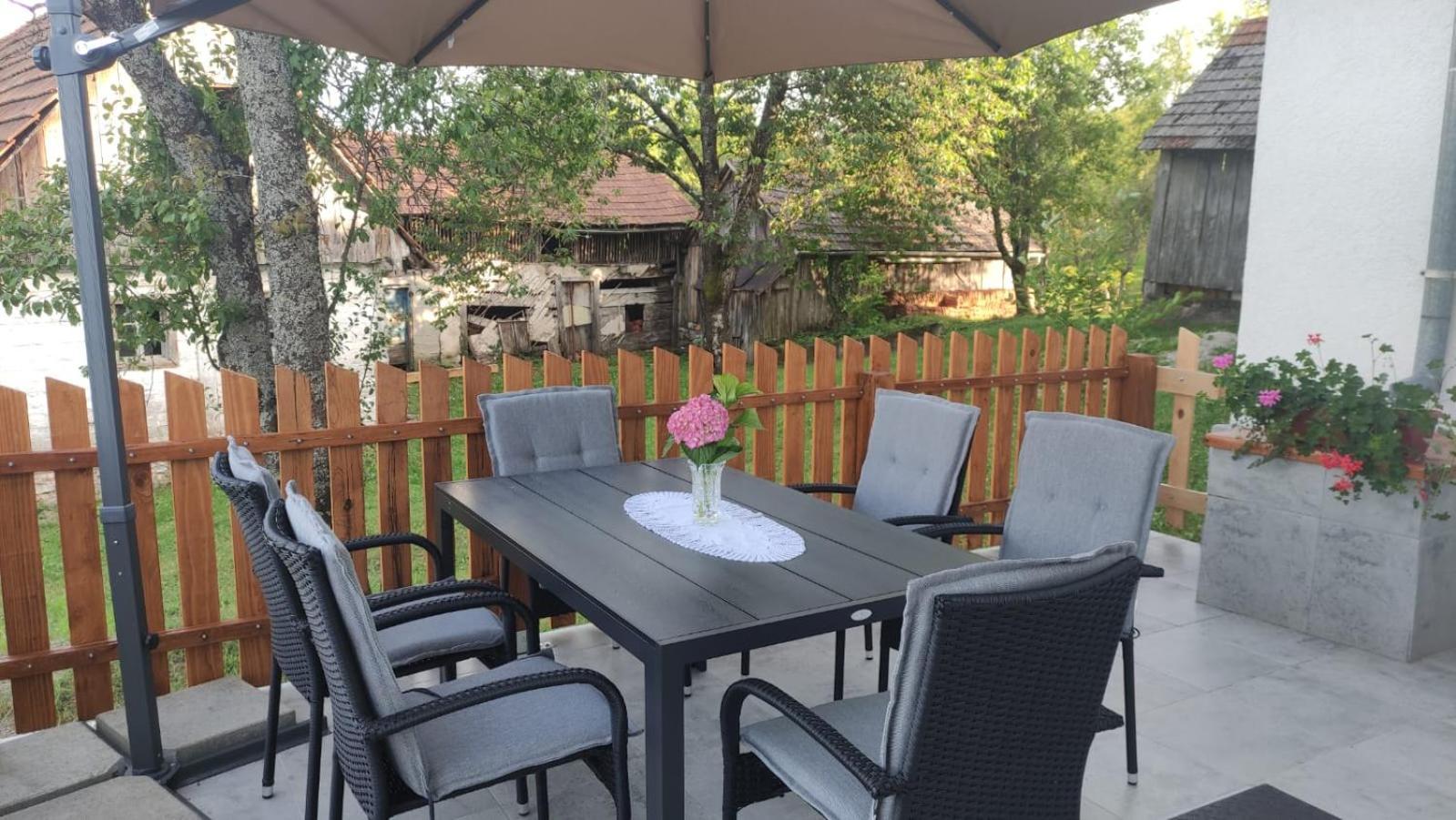 Katty-Rastoke Apartment Слуни Екстериор снимка
